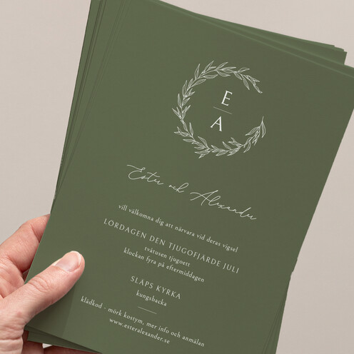 Vackert inbjudningskort till ditt bröllop med olivblad i romantisk stil.